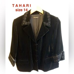 TAHARI Soft Velvet Jacket Size US 14 w/embroidery PLUS SIZE US 14 EUC